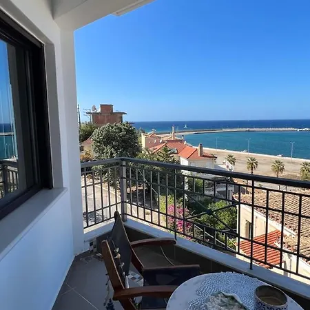 Апартаменты Magical Seaside Town Boutique Apts 1 Кипарисия