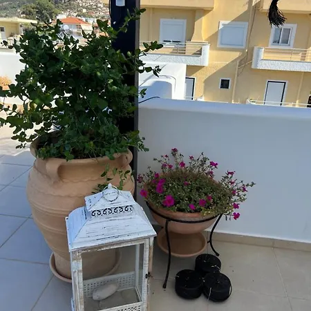 Апартаменты Magical Seaside Town Boutique Apts 1 Кипарисия