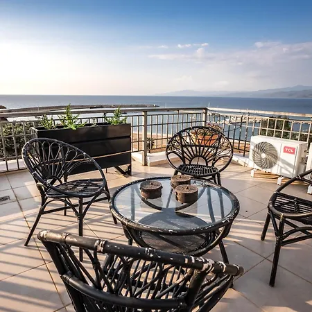 Magical Seaside Town Boutique Apts 1 * Кипарисия