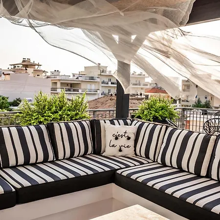 Magical Seaside Town Boutique Apts 1 Апартаменты