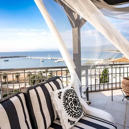 Magical Seaside Town Boutique Apts 1 *