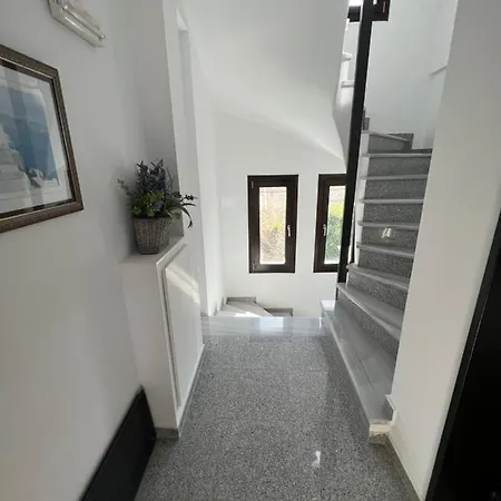 Apartment Magical Seaside Town Boutique Apts 1 *