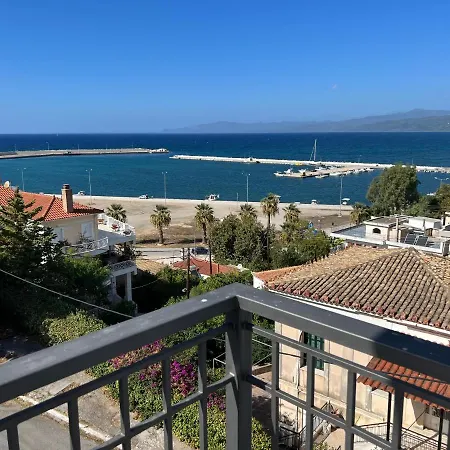 Apartment Magical Seaside Town Boutique Apts 1 Kyparissia