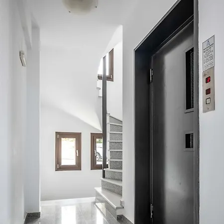 Magical Seaside Town Boutique Apts 1 * Kyparissia