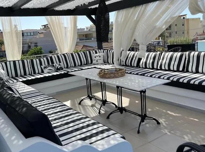 Διαμέρισμα Magical Seaside Town Boutique Apts 1 Κυπαρισσία