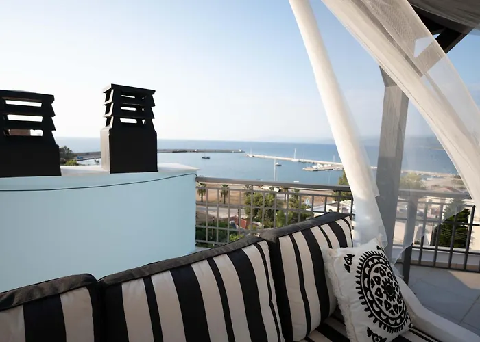 Magical Seaside Town Boutique Apts 1 Διαμέρισμα *