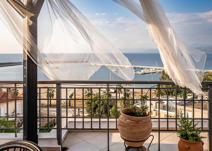 Magical Seaside Town Boutique Apts 1 Κυπαρισσία